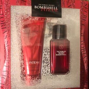 Victoria Secret Intense Bombshell Set
